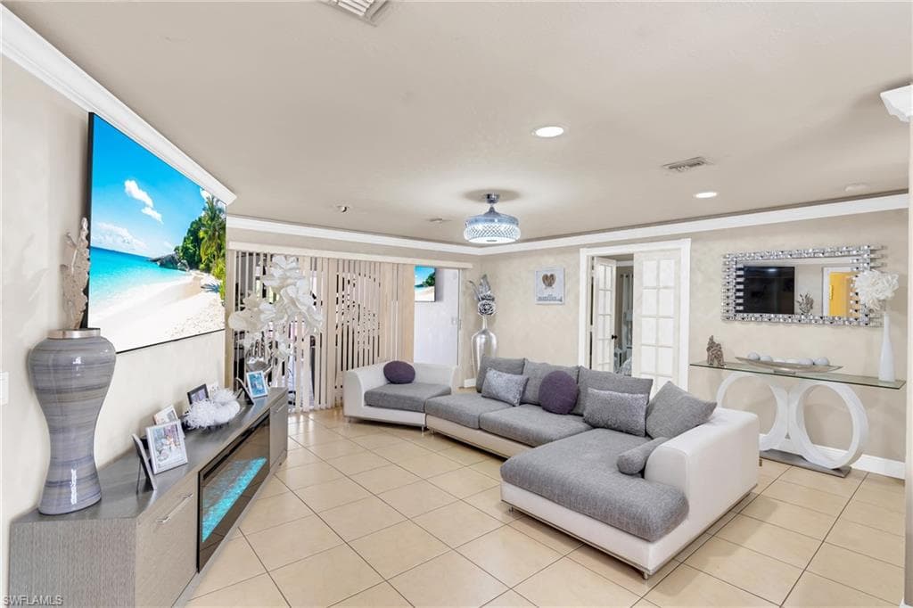 4587 25th CT SW-10