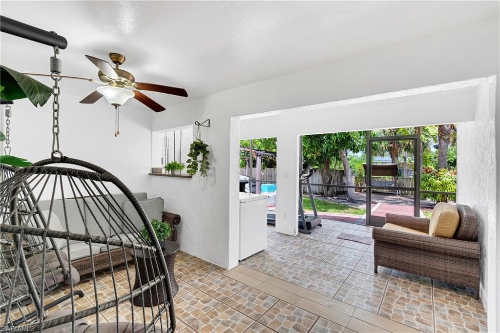 4587 25th CT SW-34