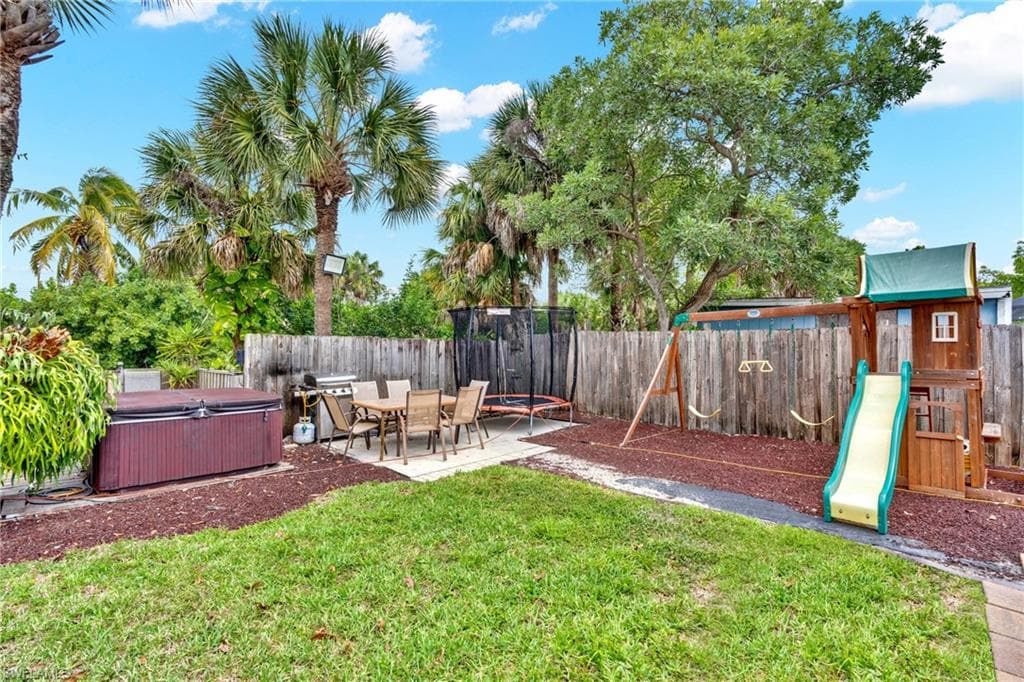 4587 25th CT SW-38