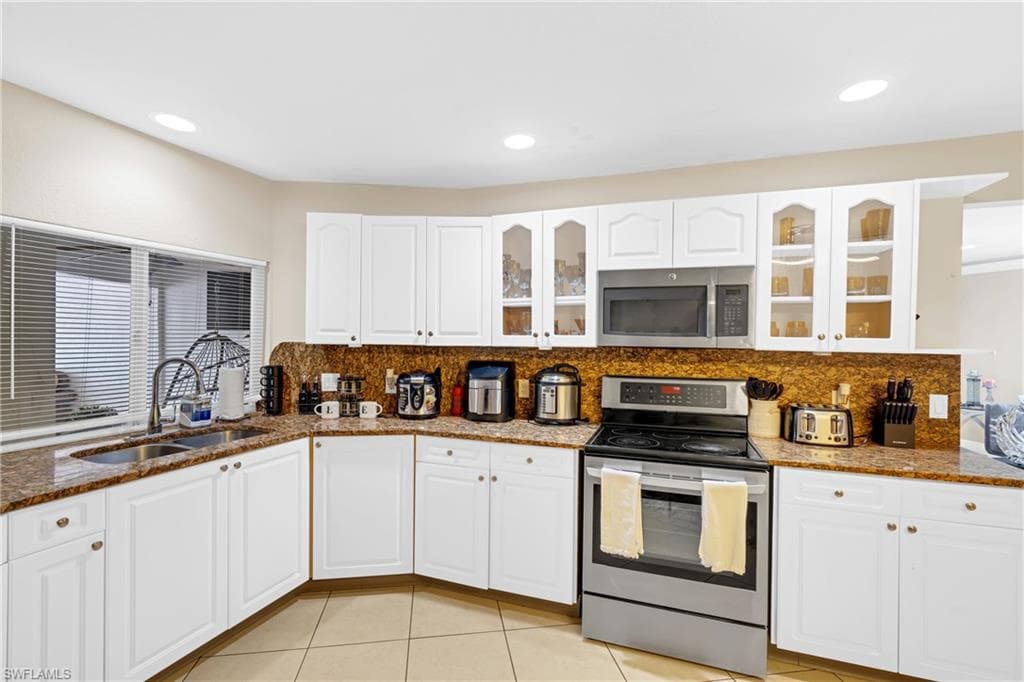 4587 25th CT SW-20