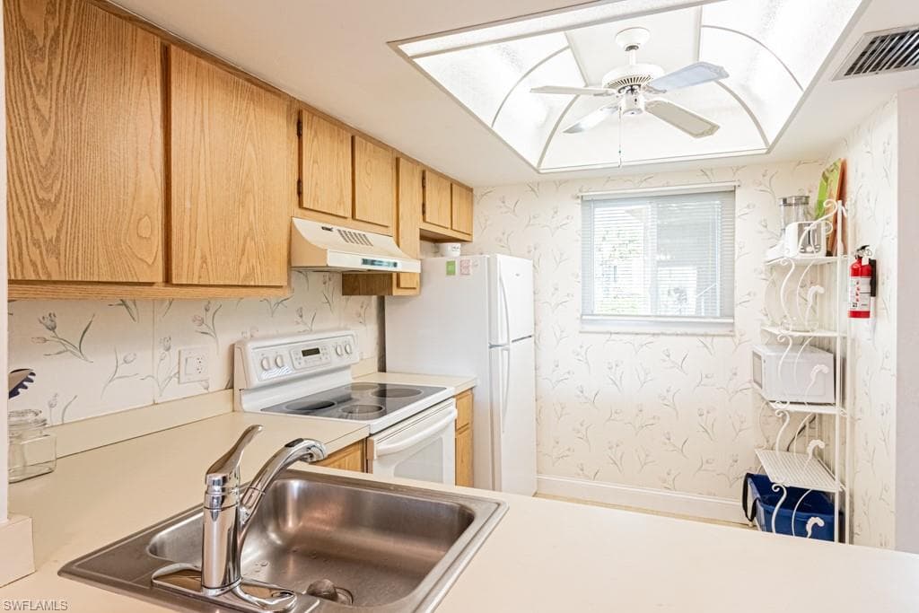 1022 Manatee RD D107-19