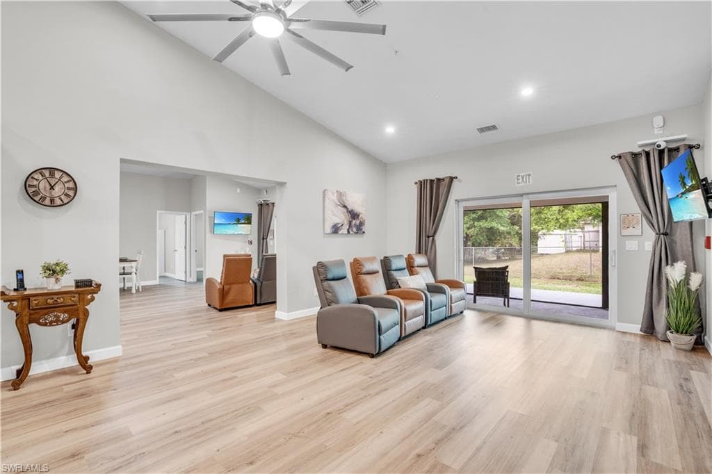 3802 La Rue ST-12