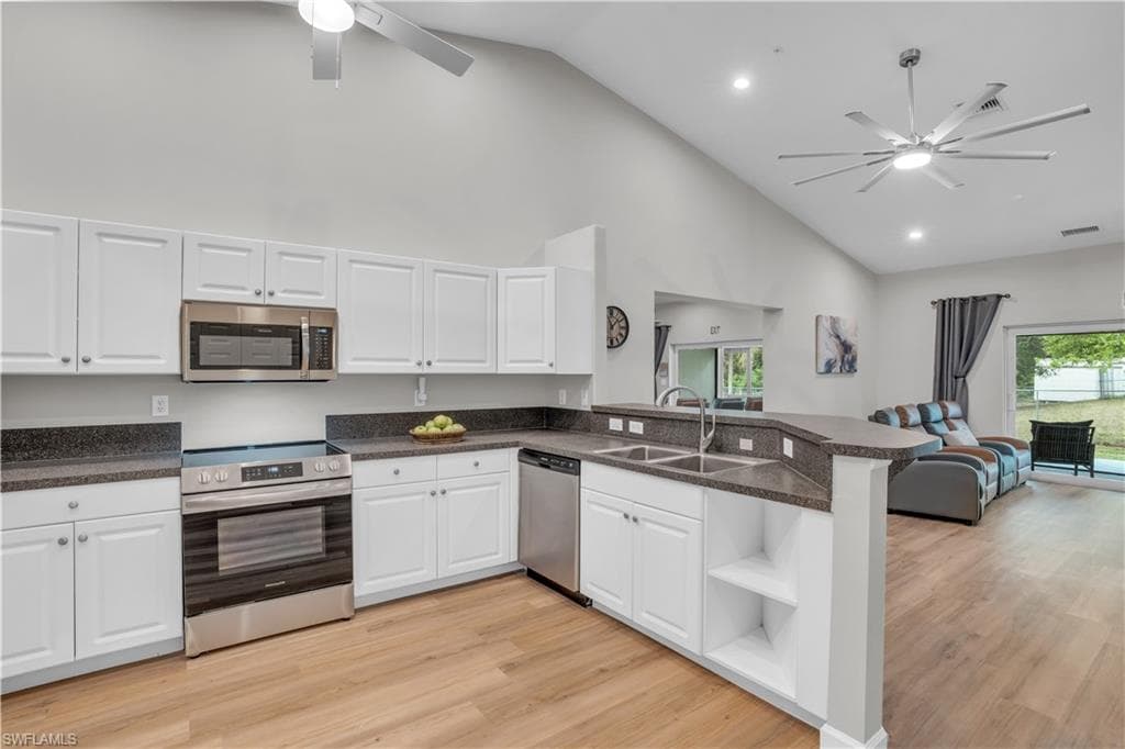 3802 La Rue ST-15