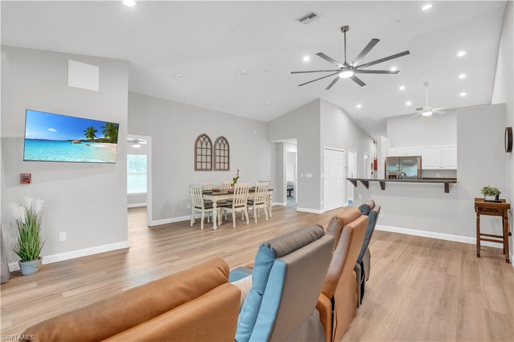 3802 La Rue ST-13