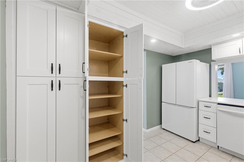 1304 Miramar ST 202-14