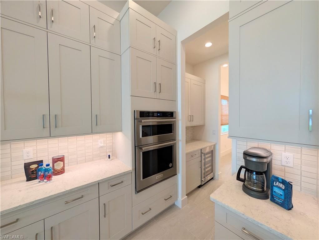 9077 Wisteria WAY-7