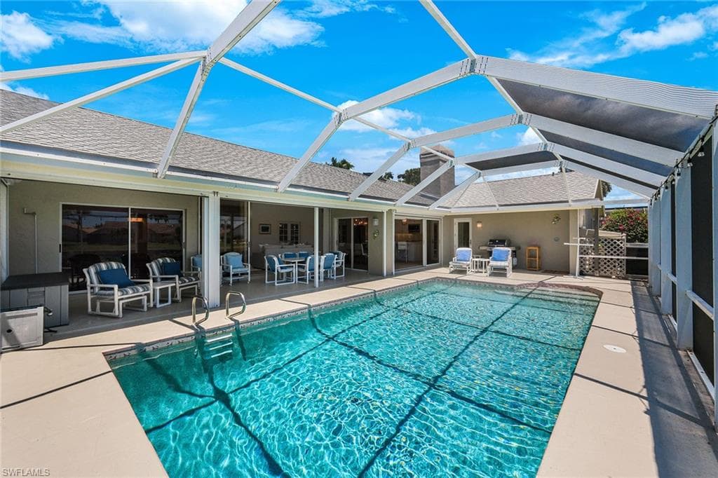 3803 Essex PL-29