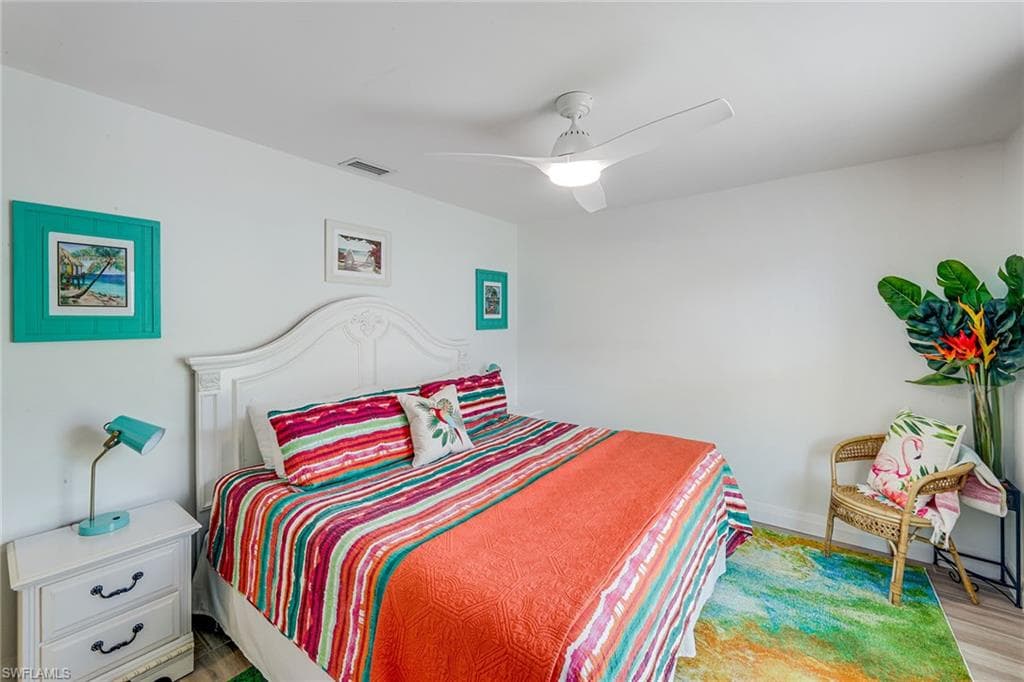 3803 Essex PL-38