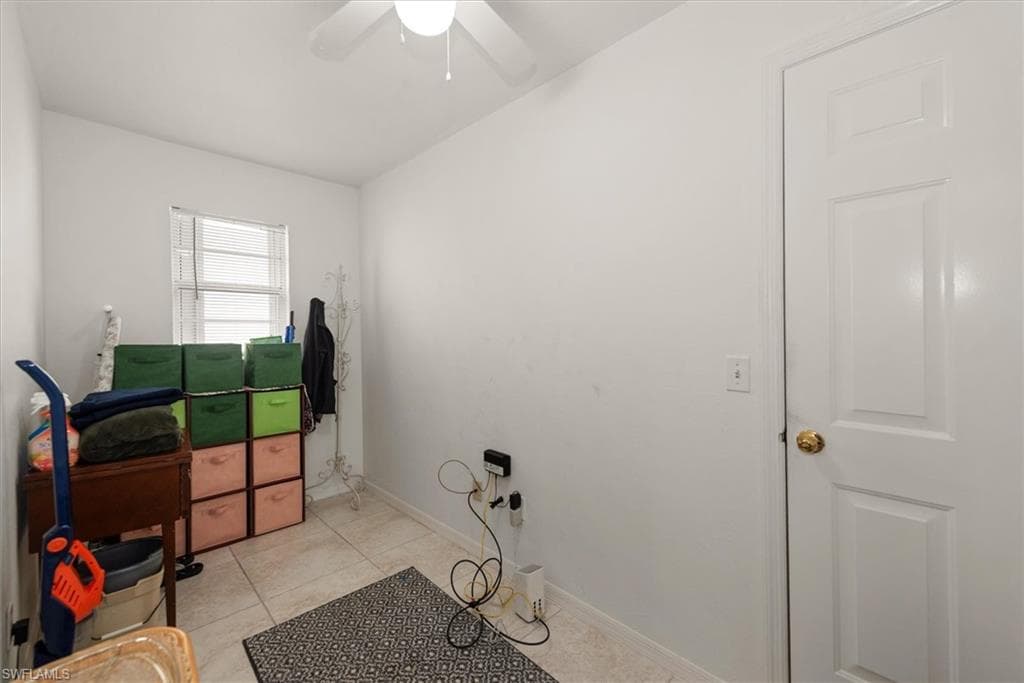 3941 Sabal Springs BLVD-28