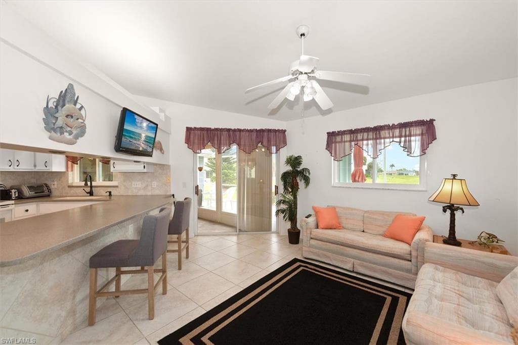 3941 Sabal Springs BLVD-24