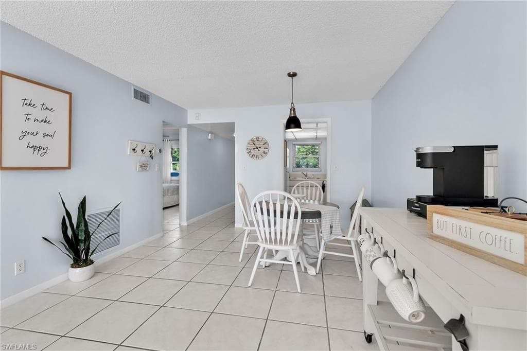 1000 Manatee RD A105-5