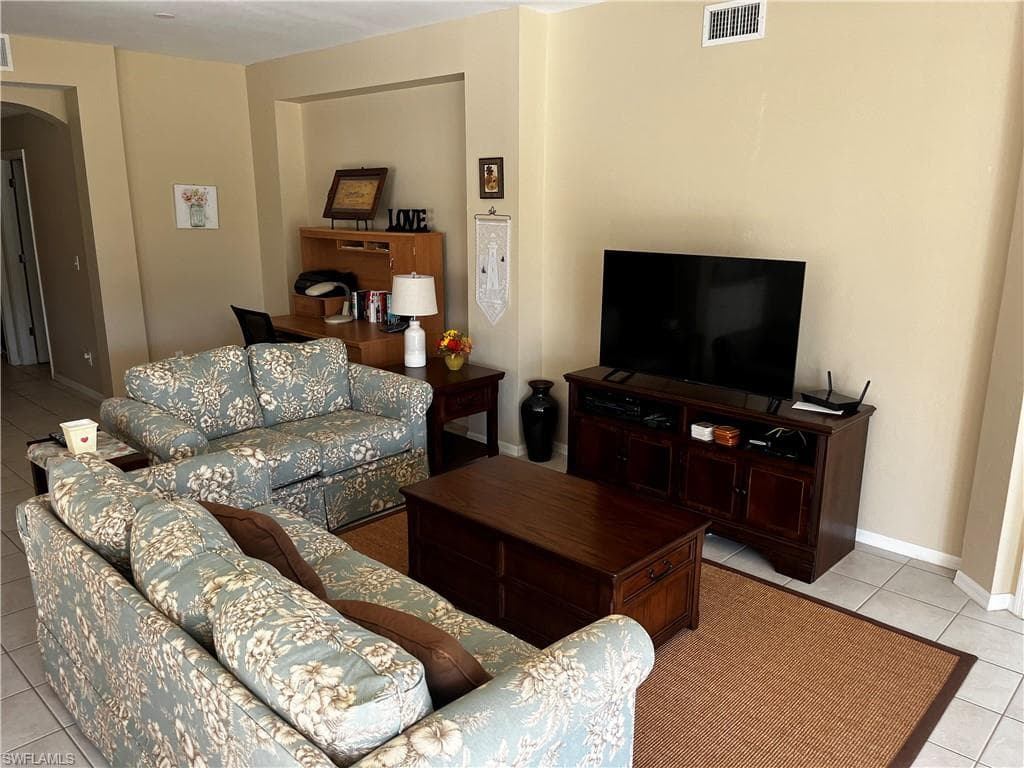 22954 Lone Oak DR-41