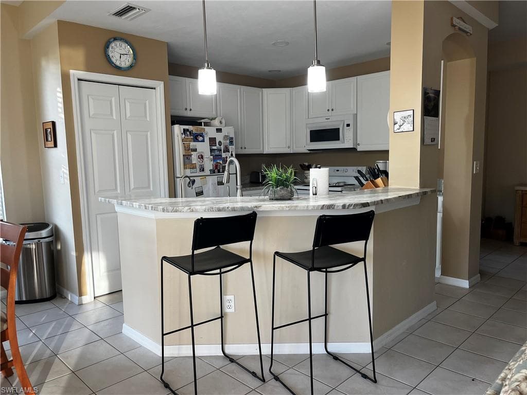22954 Lone Oak DR-27