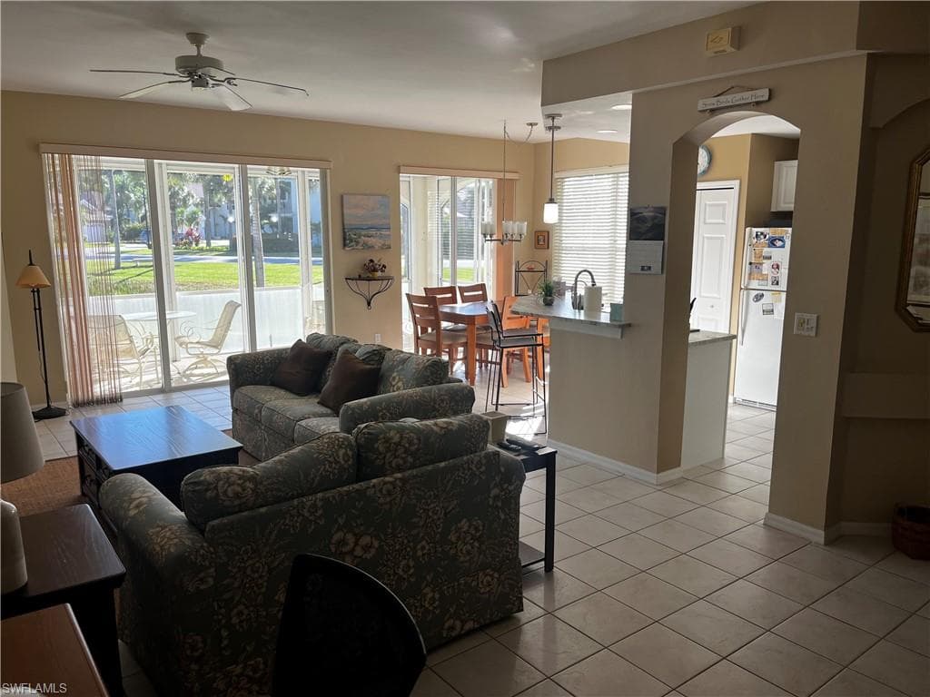 22954 Lone Oak DR-37