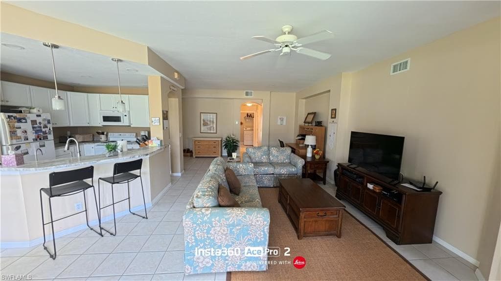 22954 Lone Oak DR-13