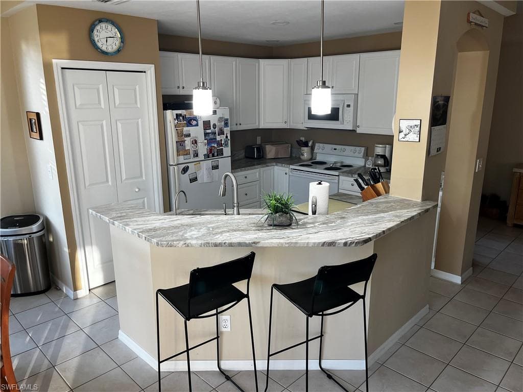 22954 Lone Oak DR-28