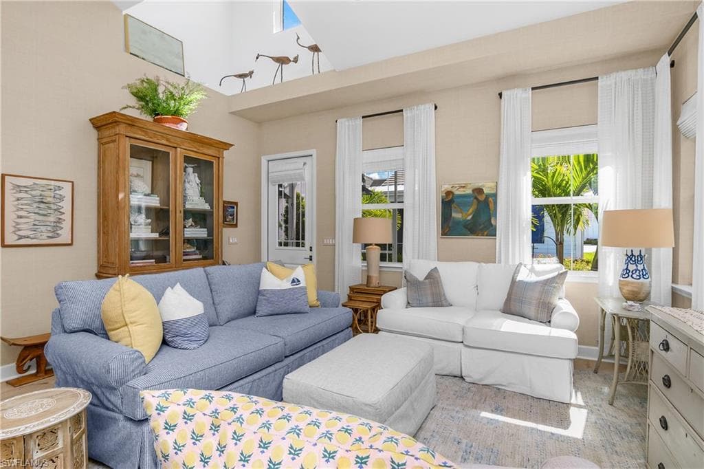 7286 Saona CT-11