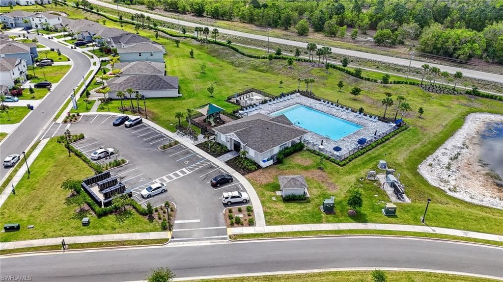 11621 SAVANNA LAKES BLVD-23