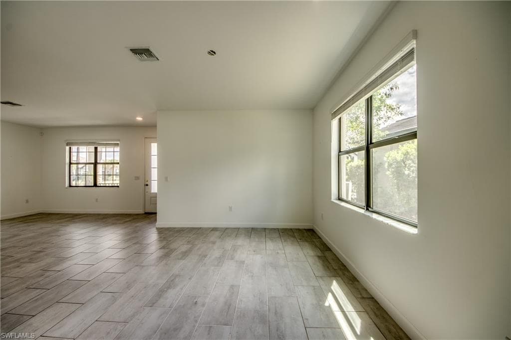 11436 Canopy LOOP-10