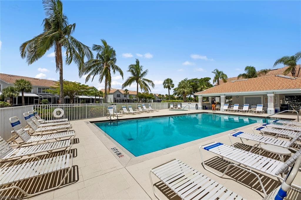 8290 Village Edge CIR 1-18