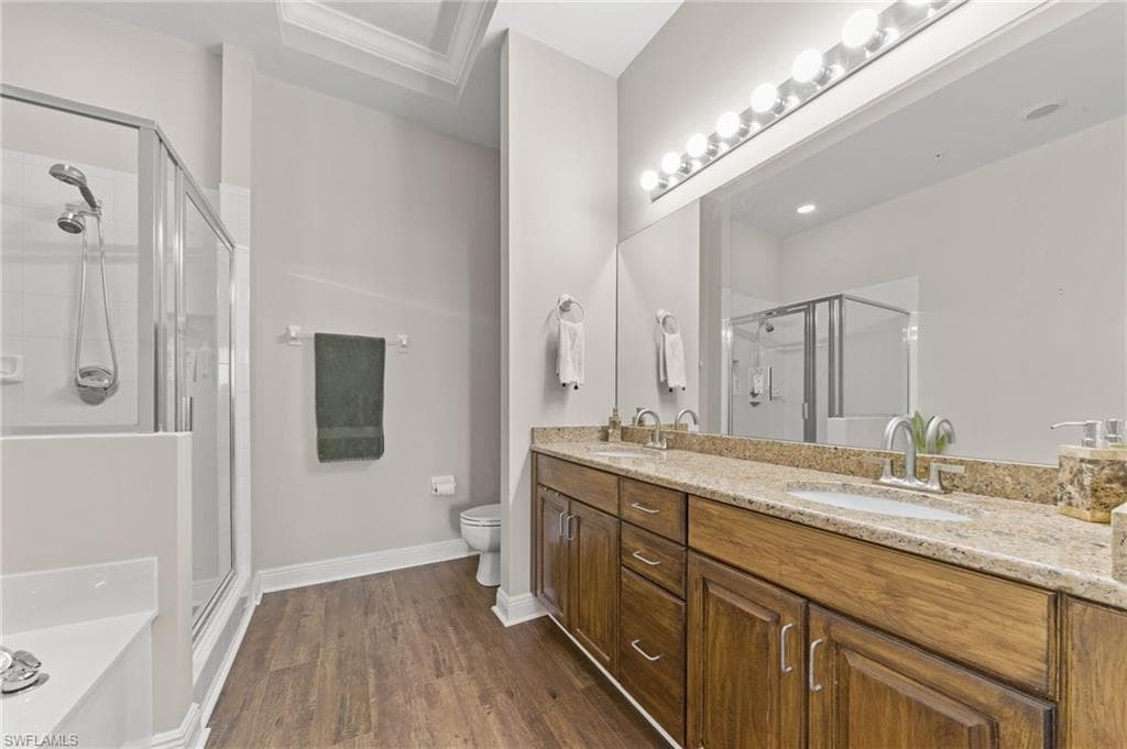 2743 1st ST 2703-19