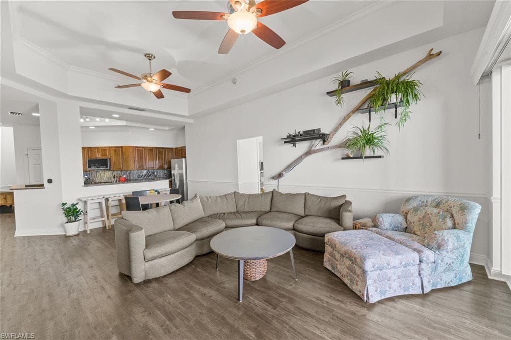 2743 1st ST 2703-13