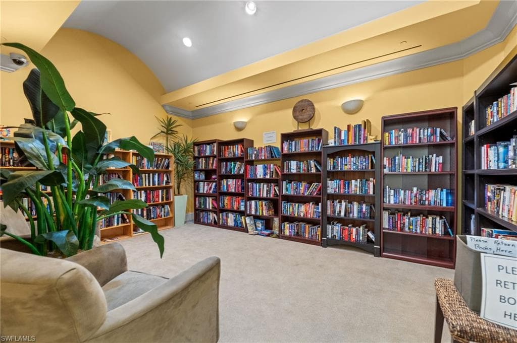 2743 1st ST 2703-40