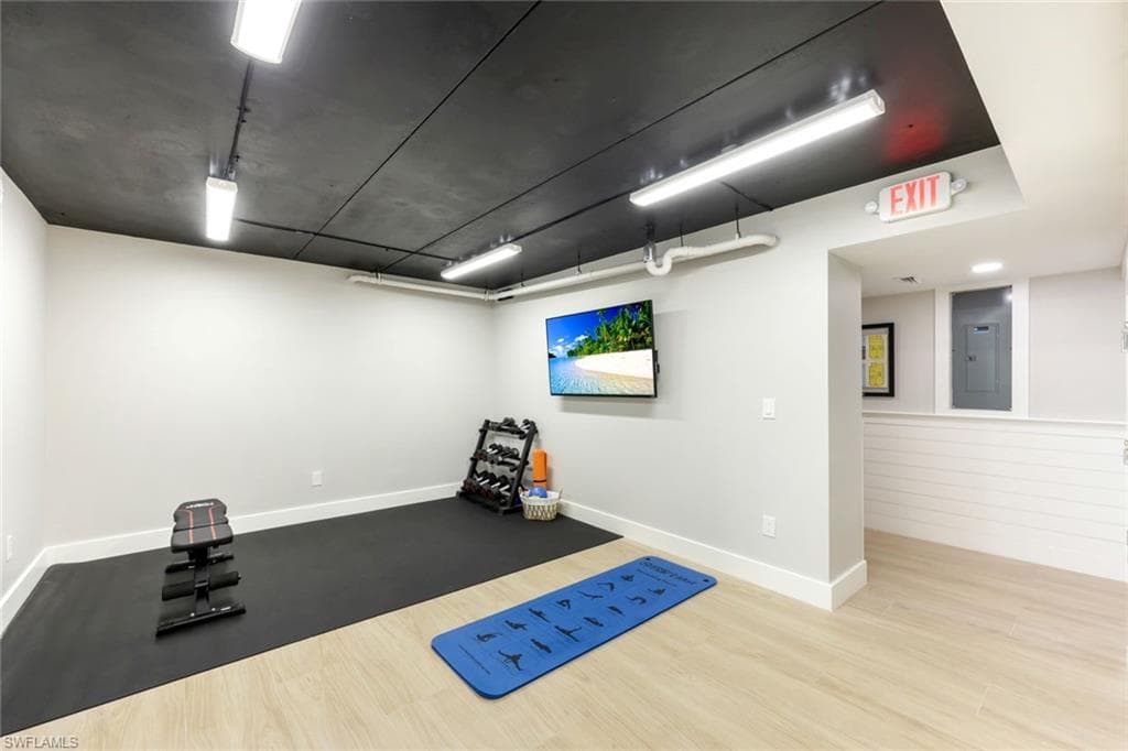 3200 Gulf Shore BLVD N 112-22