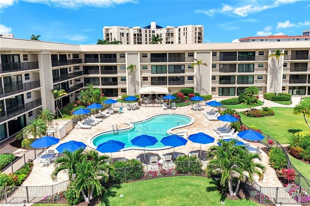 3200 Gulf Shore BLVD N 112-1
