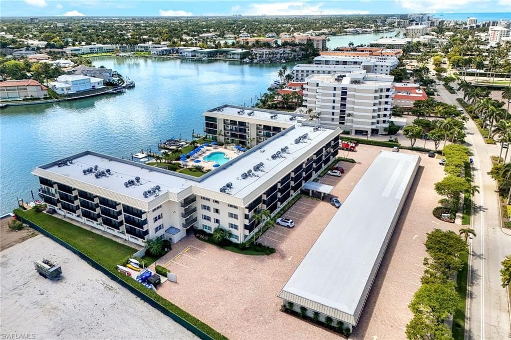 3200 Gulf Shore BLVD N 112-33