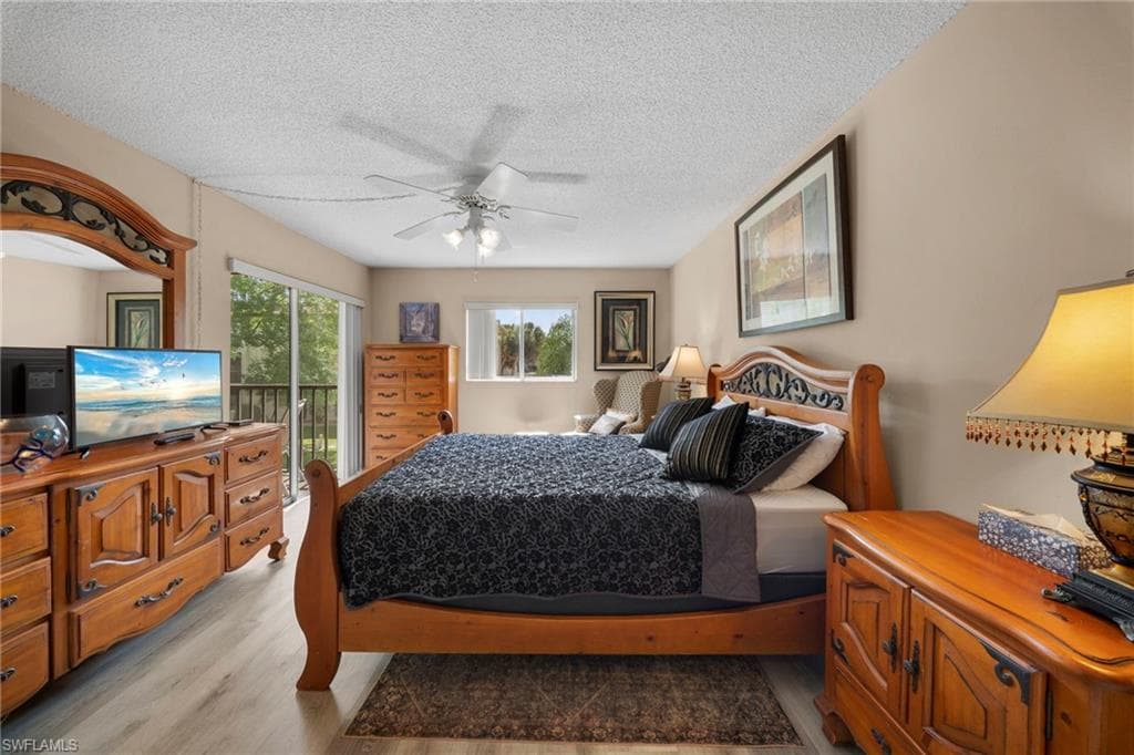 2111 Barkeley LN 10-10