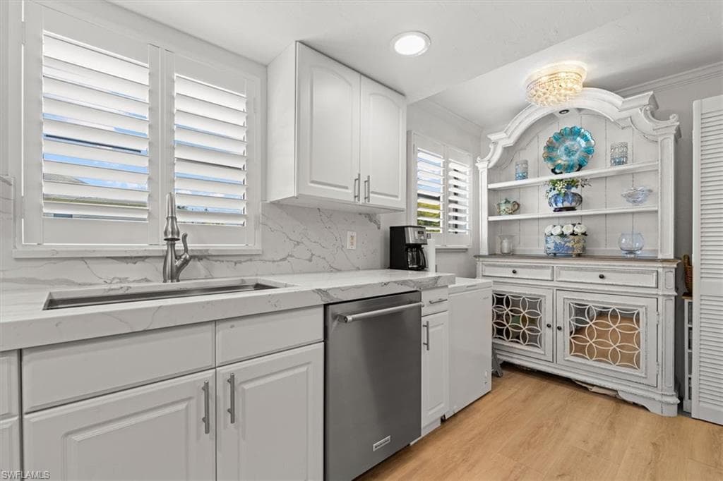 1400 Blue Point AVE 104-3