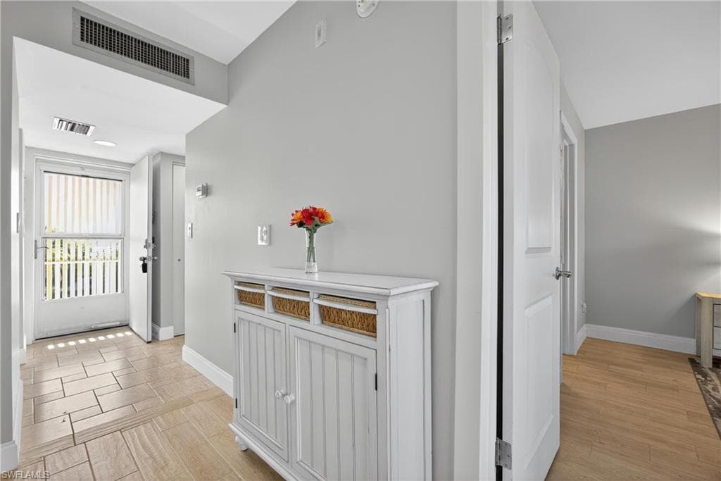 6220 Augusta DR 408-11