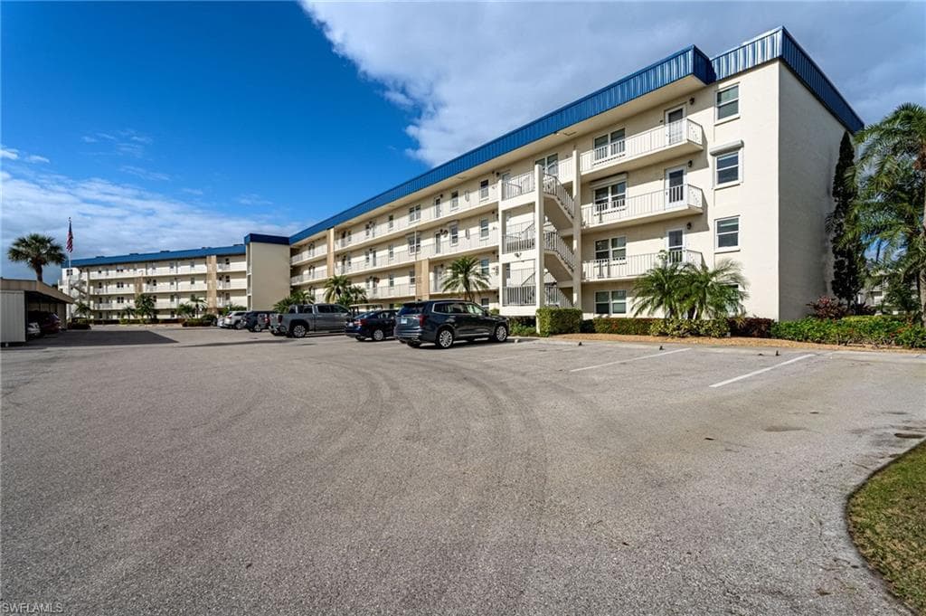 6220 Augusta DR 408-21
