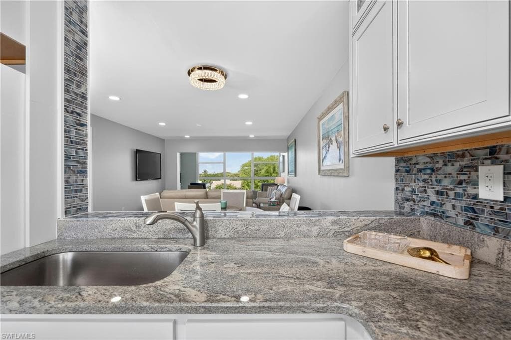 6220 Augusta DR 408-8