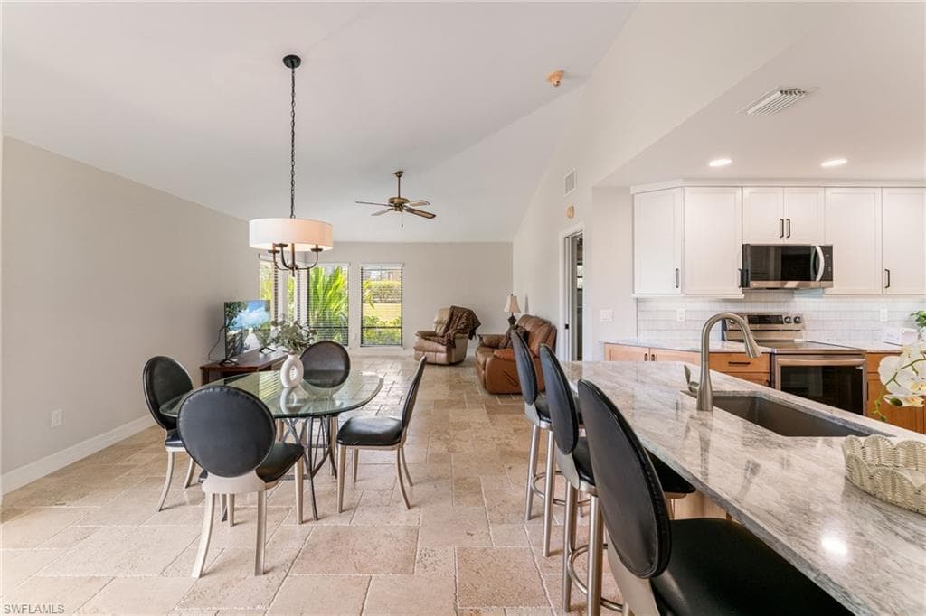 16986 Timberlakes DR-13