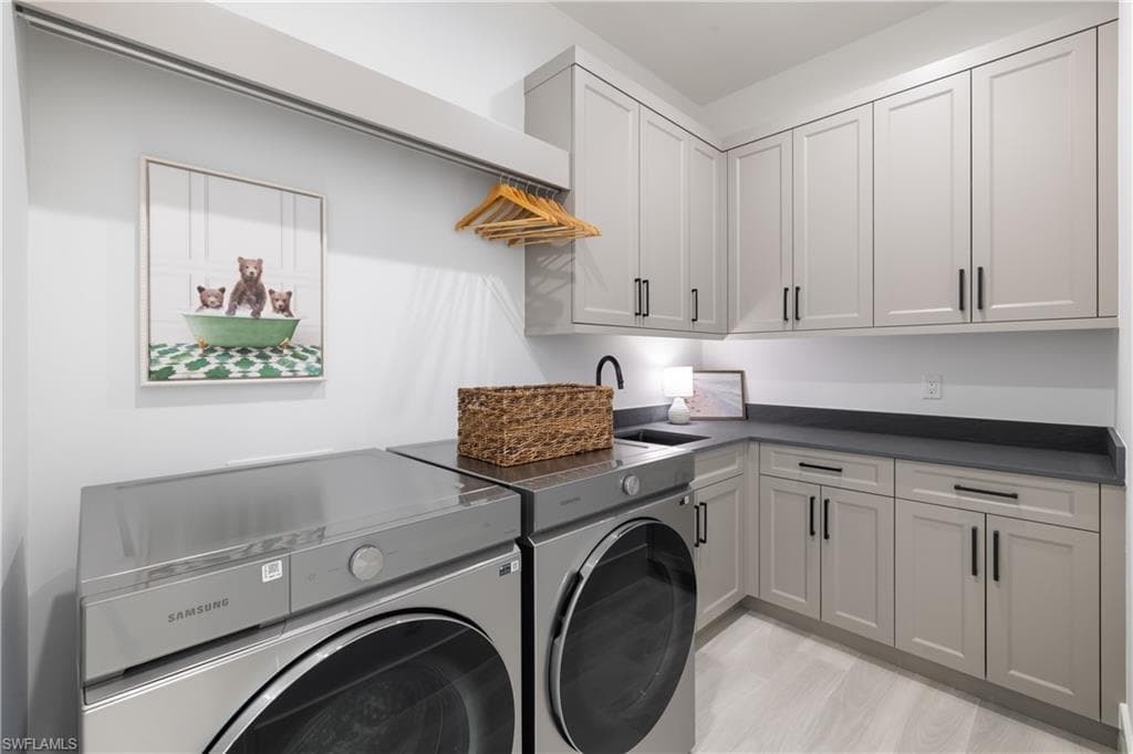 4221 7th AVE NW-18
