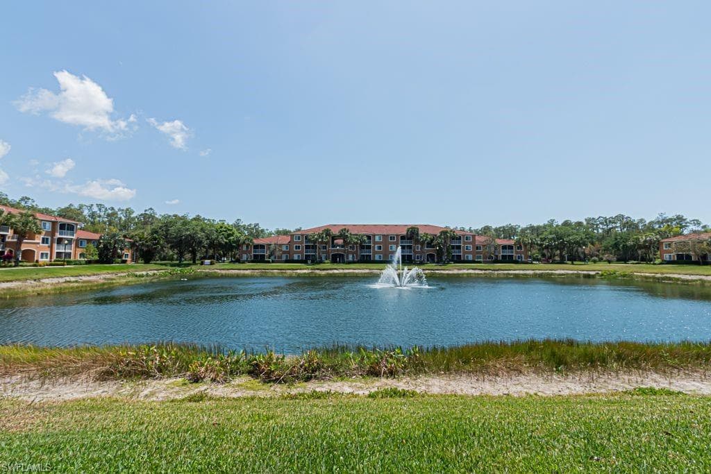 1810 Florida Club CIR 1204-1