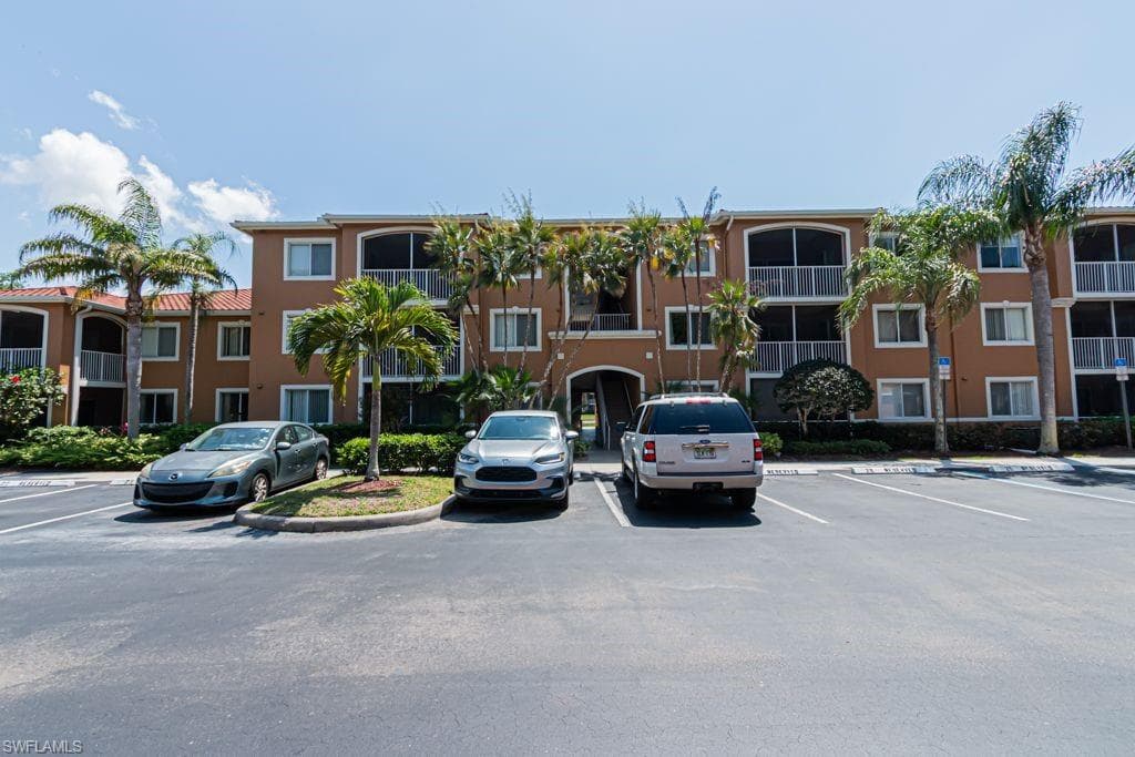 1810 Florida Club CIR 1204-2