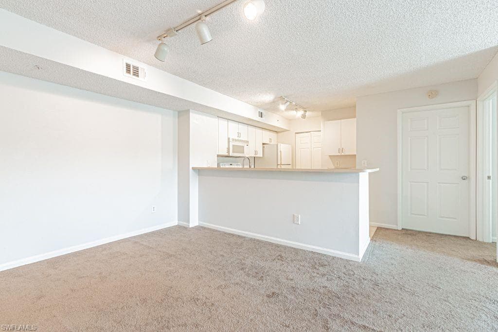 1810 Florida Club CIR 1204-4