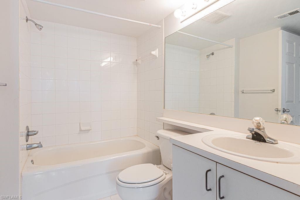 1810 Florida Club CIR 1204-9