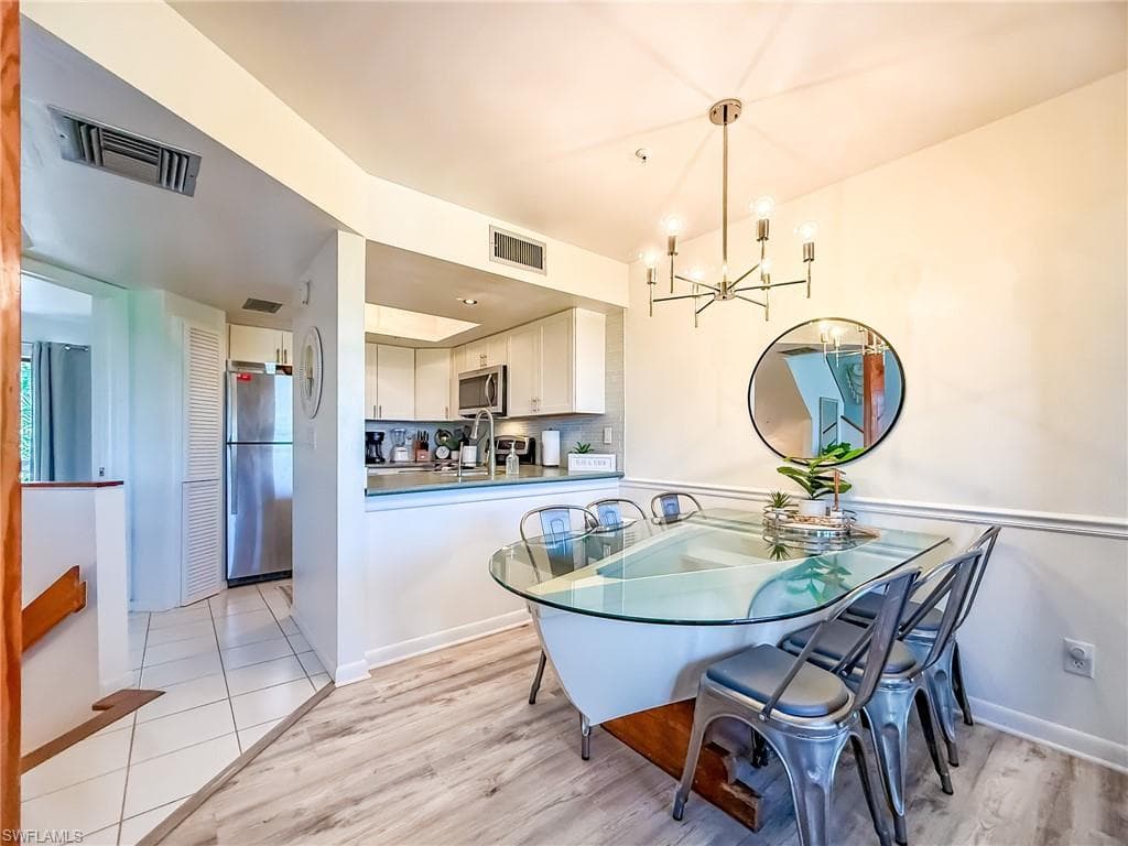 4481 Escondidio LN 80-9
