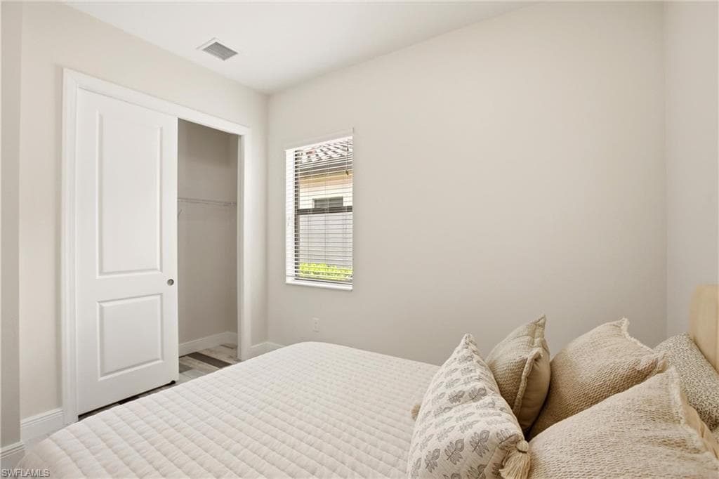10604 Essex Square BLVD-25