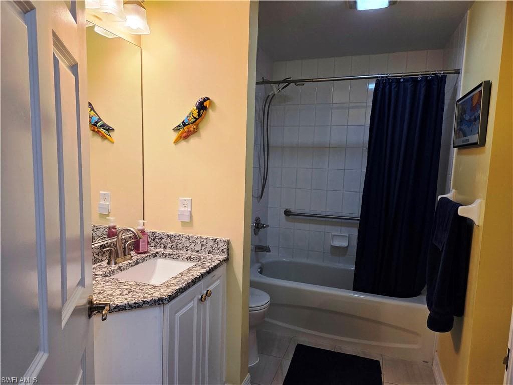 2797 1st ST 804-27
