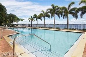 2797 1st ST 804-7