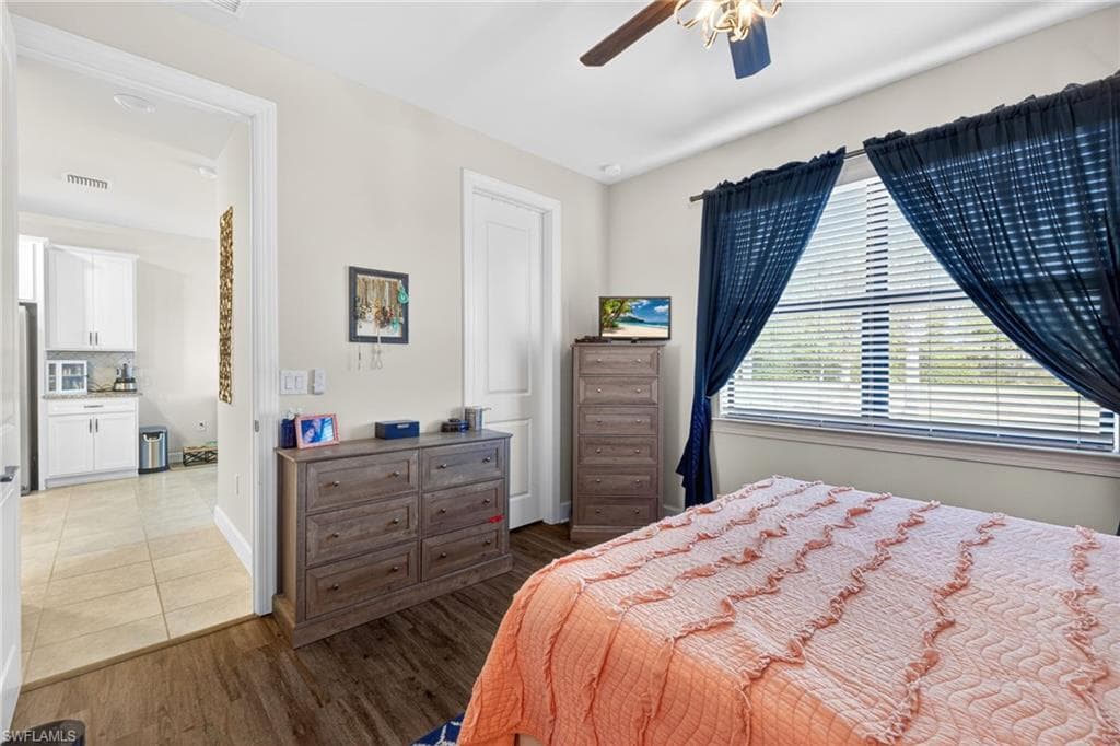 3930 Spotted Eagle WAY-17
