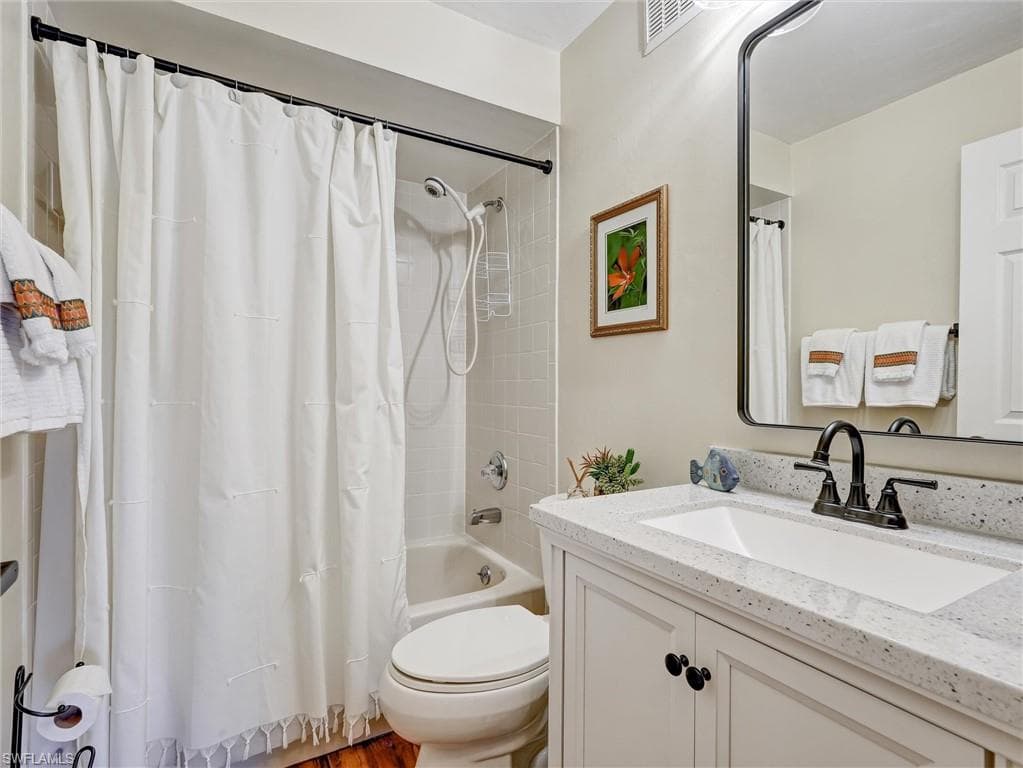 7300 Saint Ives WAY 5301-29