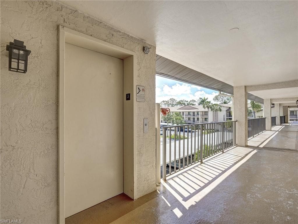 7300 Saint Ives WAY 5301-30