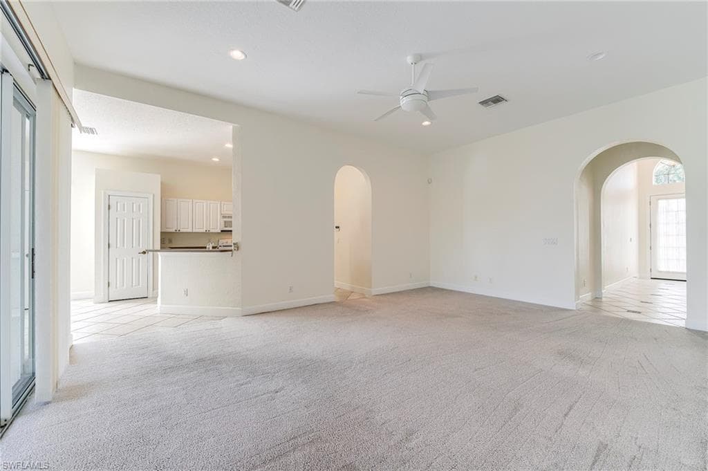 8916 Dartmoor WAY-8