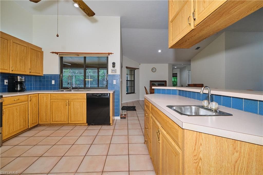 16560 Marc Allen DR-17